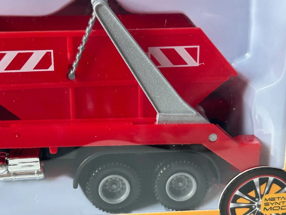 Lorry/Truck Transport Skip Model Toy Diecast Red Urban 4'5 Welly 1:43-1:60 - Image 2 of 4