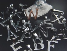 Collana IN Acciaio con Lettera A - Z Ciondolo Inox di Caucciù A-177