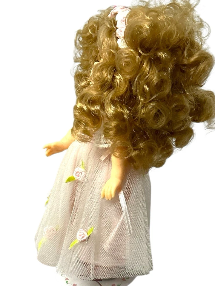 "Muñeca Ginny Dakin Vogue 8"" #71542 ~ Ginny Flower Girl ~ cabello rizado grande" de colección-1988 Foto 4 de 4