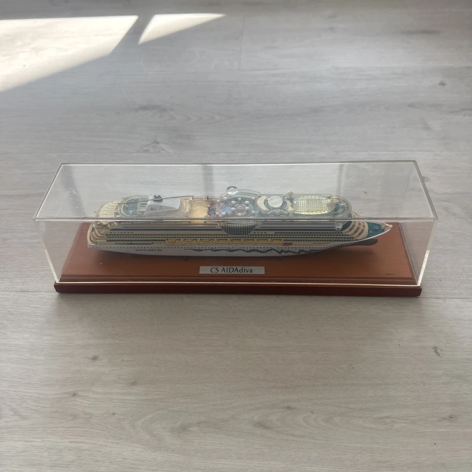 CS AIDAdiva MEGA Kreuzfahrtschiff Schiffsmodell Modell - AIDA DIVA