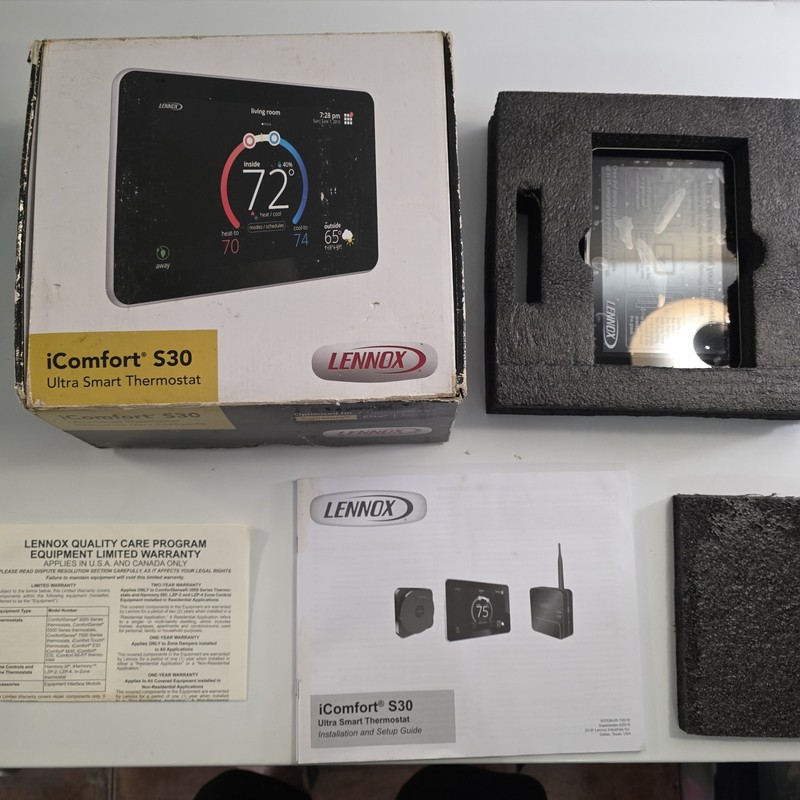 Lennox iComfort S30 7" HD WiFi Ultra Smart Thermostat 17H17 w/Smart Hub 15X98