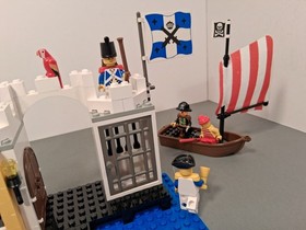 Lego Pirates Imperial Soldiers 6267 Lagoon Lock-Up Set: 100% Comp w/Inst/Box/Cat