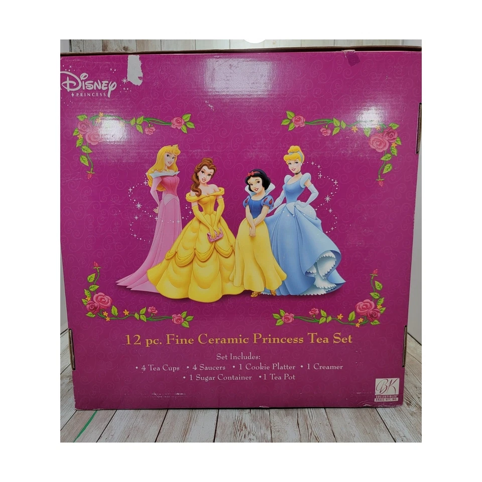 Juego de té completo de 12 piezas de cerámica fina Princesas Disney 2003 caja de llaves de latón 1537 Foto 2 de 4
