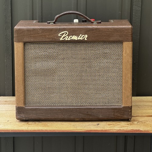Vintage PREMIER Twin–8 Guitar Amplifier 1960S. Serial #441219 Multivox USA