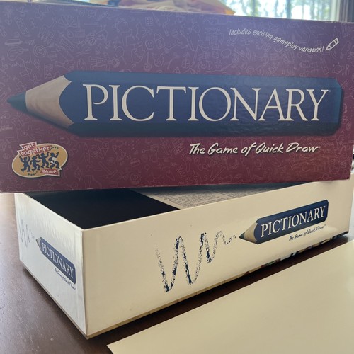 Pictionary 2000 Edition Hasbro Board Game Everything Included