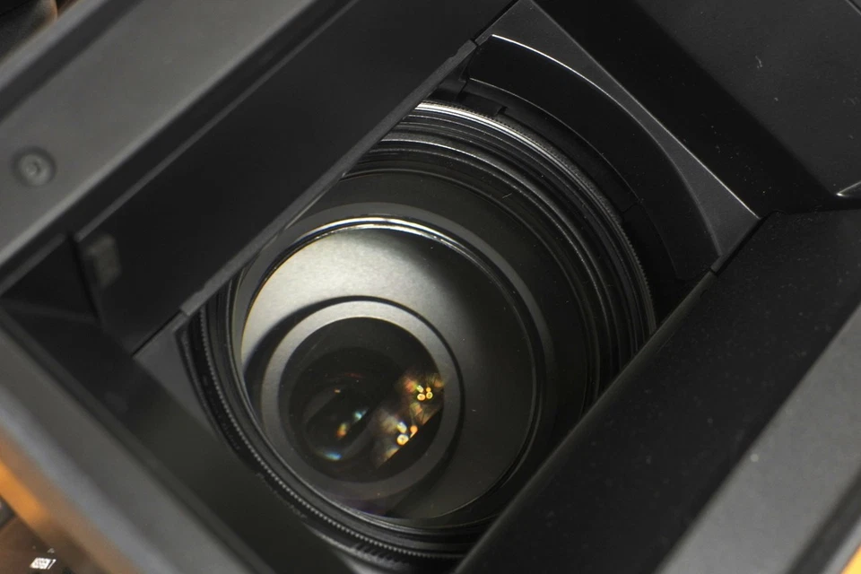 Sony NXCAM HXR-NX5R Professional Video Camera + Bag/Battery/Charger from Japan - Image 4 of 4