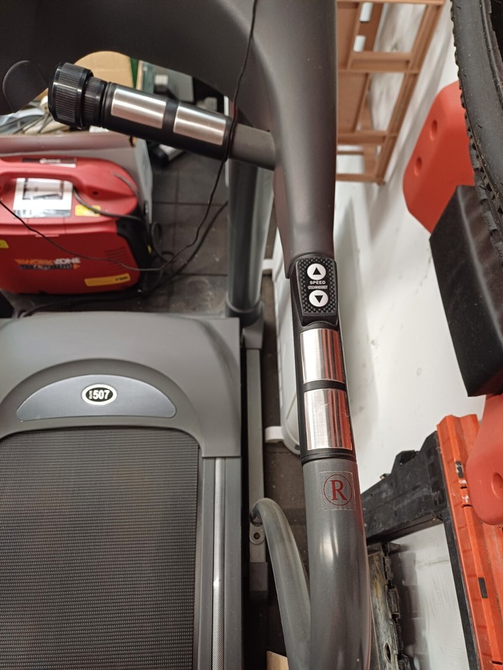 gym equipment job lot RUNNING MACHINE, XTRAINER.BIKE. ROWING MACHINE