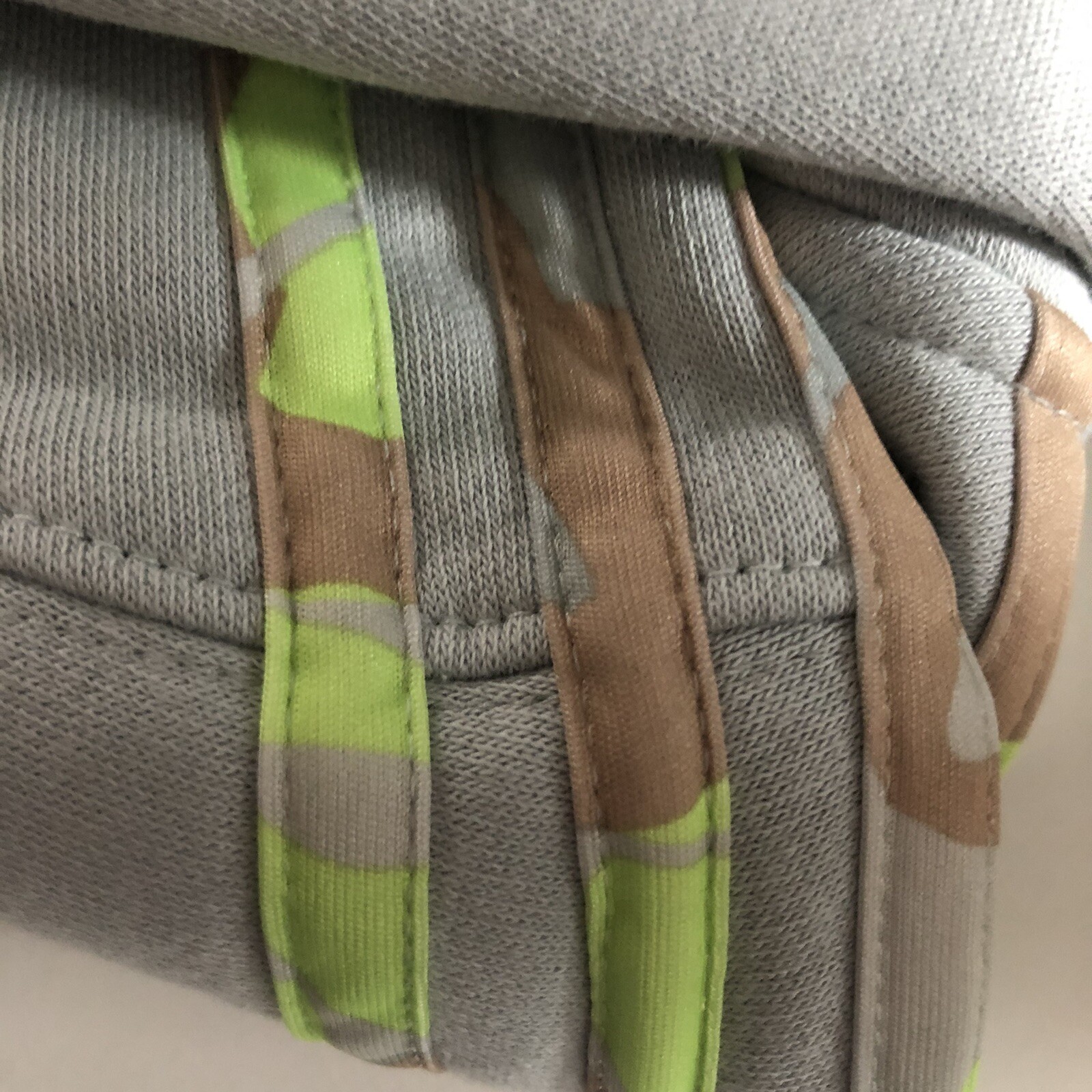 adidas Floral Graphic 3 Stripe Hoodie in Grey Size M ~ NEW image 8
