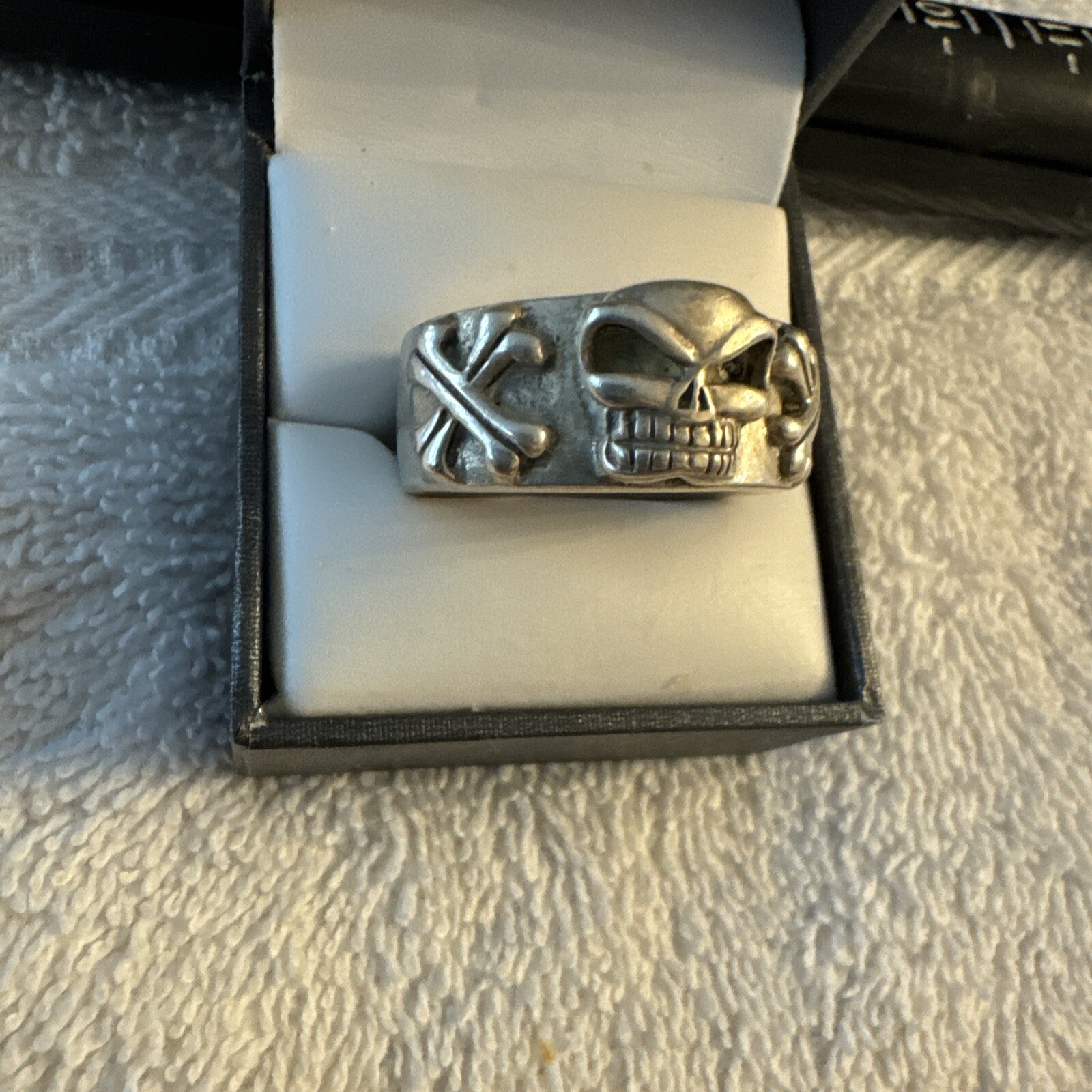 Solid Sterling Silver Skull Ring (lSIZE 10.25) Ro… - image 4