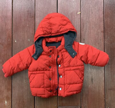 Baby Gap 6-12 Months Unisex Puffer Coat with Hood Fleece Lining Snap-up Red