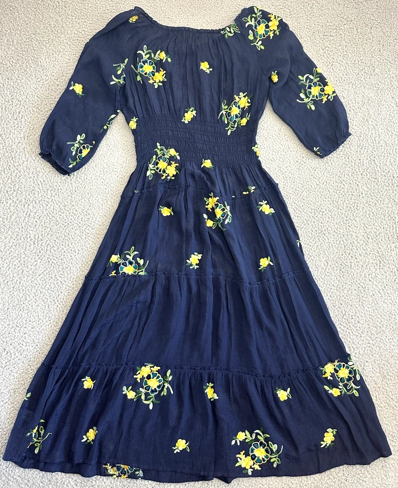 无花果与花朵娇小尺寸 PXL 绿色花卉刺绣缩褶腰长裙 — 第 2/4 张图片