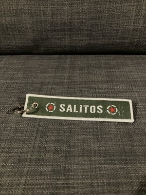 +++ Salitos keyring 13x3cm Viva La Revolution dark green +++