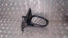 Retroviseur droit (ou coque) Nissan TINO