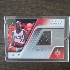 2005 Upper Deck Ultimate Game Jersey Clyde Drexler 124/175 UGJ-CD
