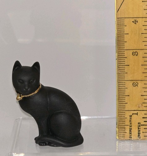 Franklin Mint Curio Cabinet Cat Collection ART DECO Porcelain Black Cat W/ Bell - Picture 4 of 4