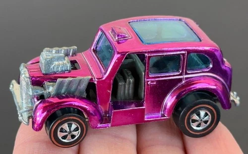 Vintage Hot Wheels Redline 1971 GLOWING Magenta Cockney Cab HK - SMOKIN’ BLINGER