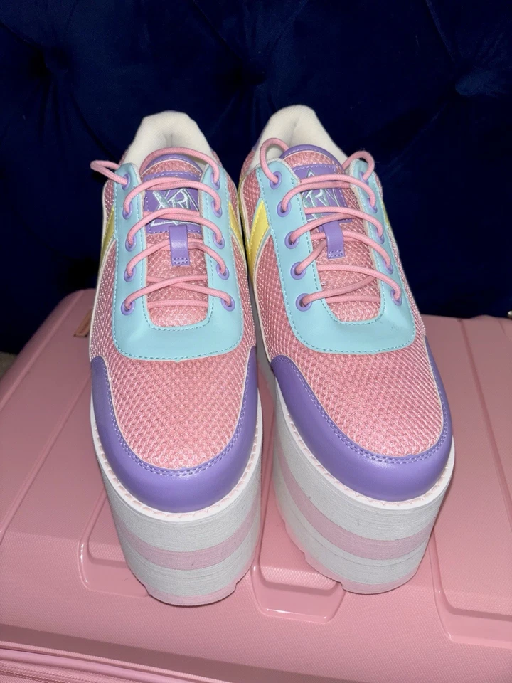 Zapatillas de plataforma YRU pastel Foto 4 de 4