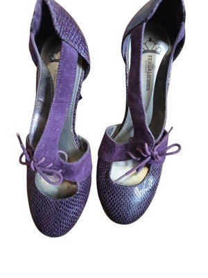 Fergalicious Womens Size 7.5 Purple Cutout Heels Bow T Strap Dress Shoes