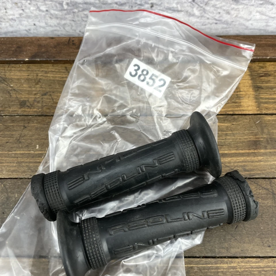 Vintage Redline BMX Handlebar Grips Old School BMX Bicycle Set 90s 00s - Image 4 of 4