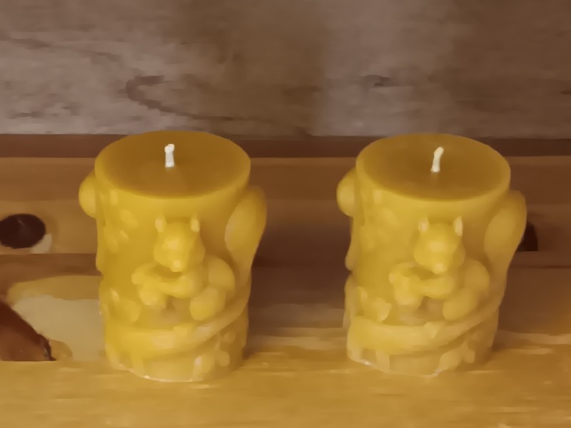 (2) Handmade 100% Pure Beeswax 100% Cotton Wick Squirrel Candles  3"H X 2.5"W