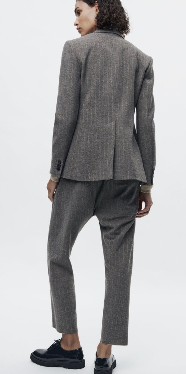 ZARA WOMAN ZW COLLECTION PINSTRIPE BLAZER GREY 9105/529 NEW ZARA WOMAN ZW COLLECTION PINSTRIPE BLAZER GREY 9105/529 NEW