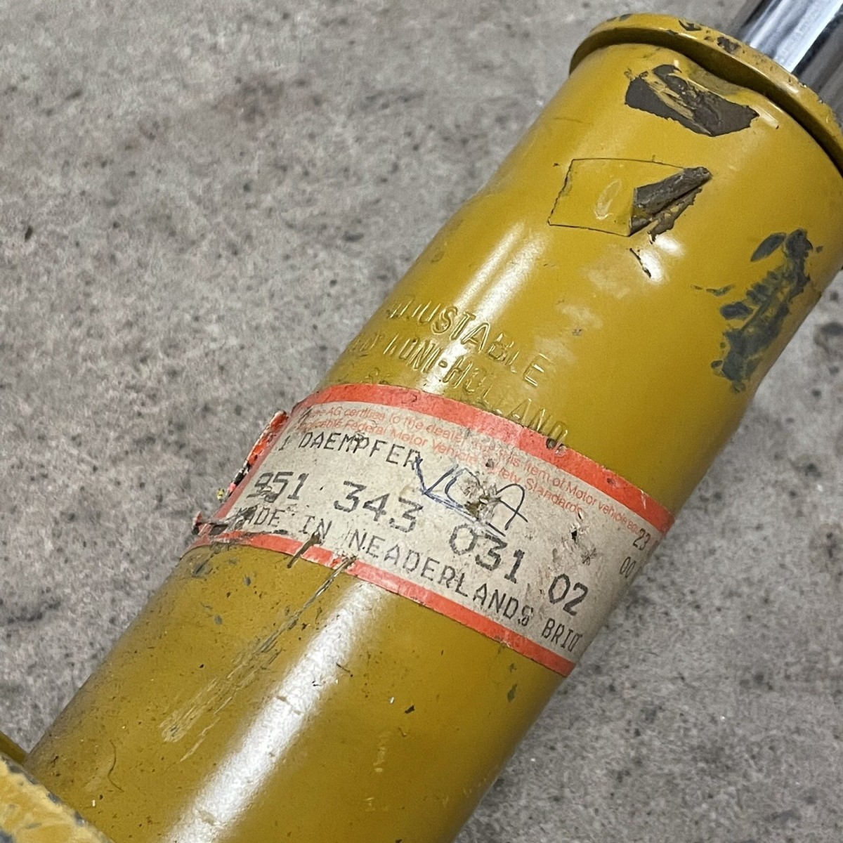 NOS Porsche 944 951 Front Strut Housing KONI 95134303102 NOS Porsche 944 951 Front Strut Housing KONI 95134303102