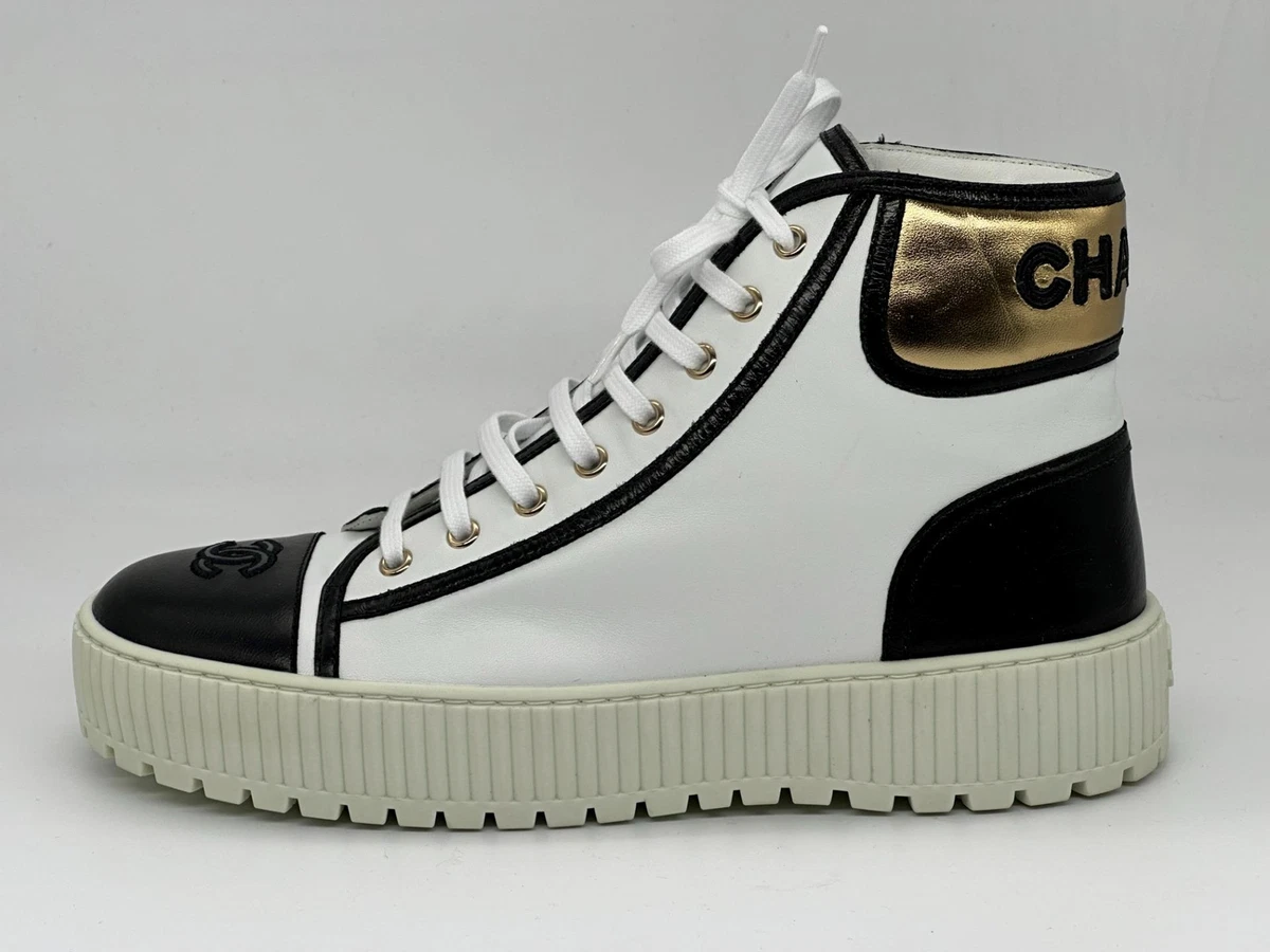 CHANEL 21K Leather CC Lace Up Ankle Bootie Boots High Top Trainers Shoes 1625