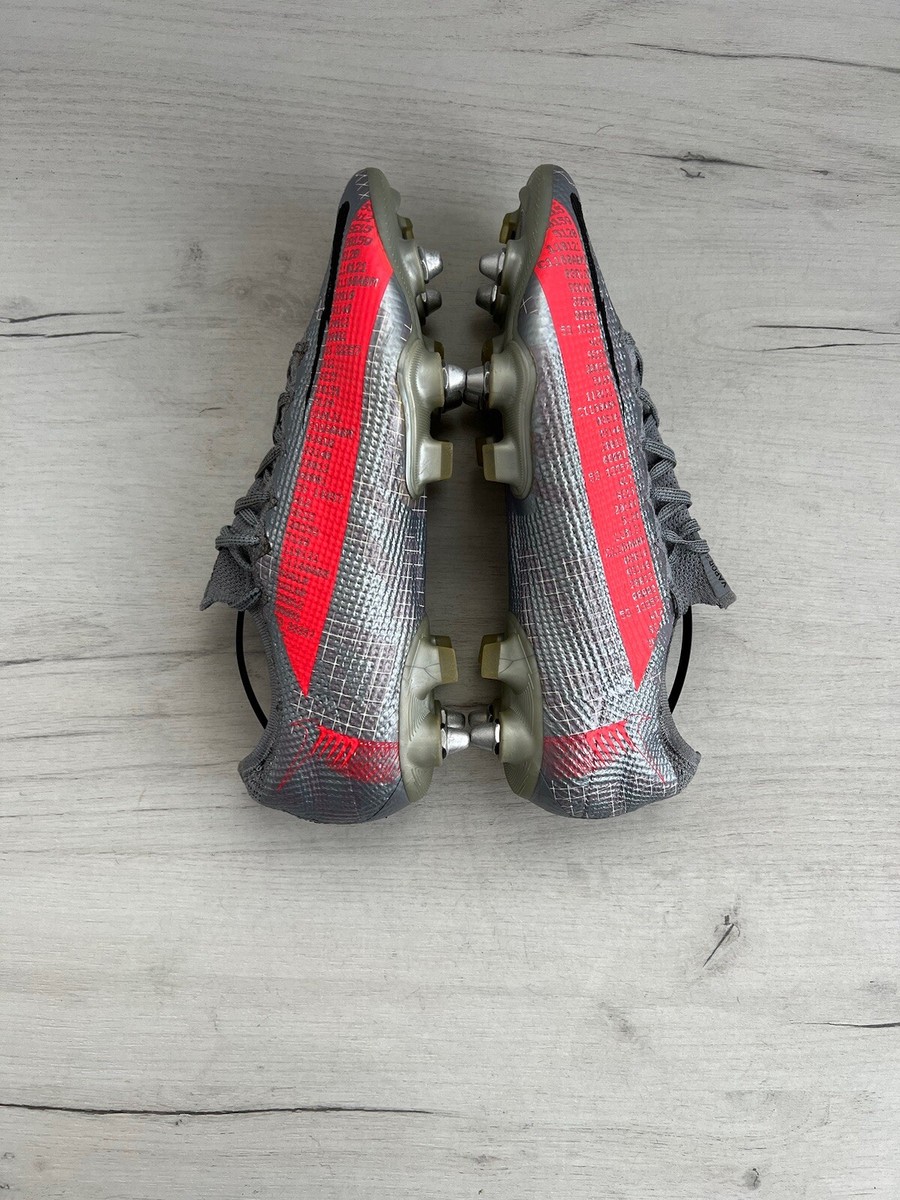 Nike Mercurial Vapor 13 Elite Silver Exclusive Football Nike Mercurial Vapor 13 Elite Silver Exclusive Football