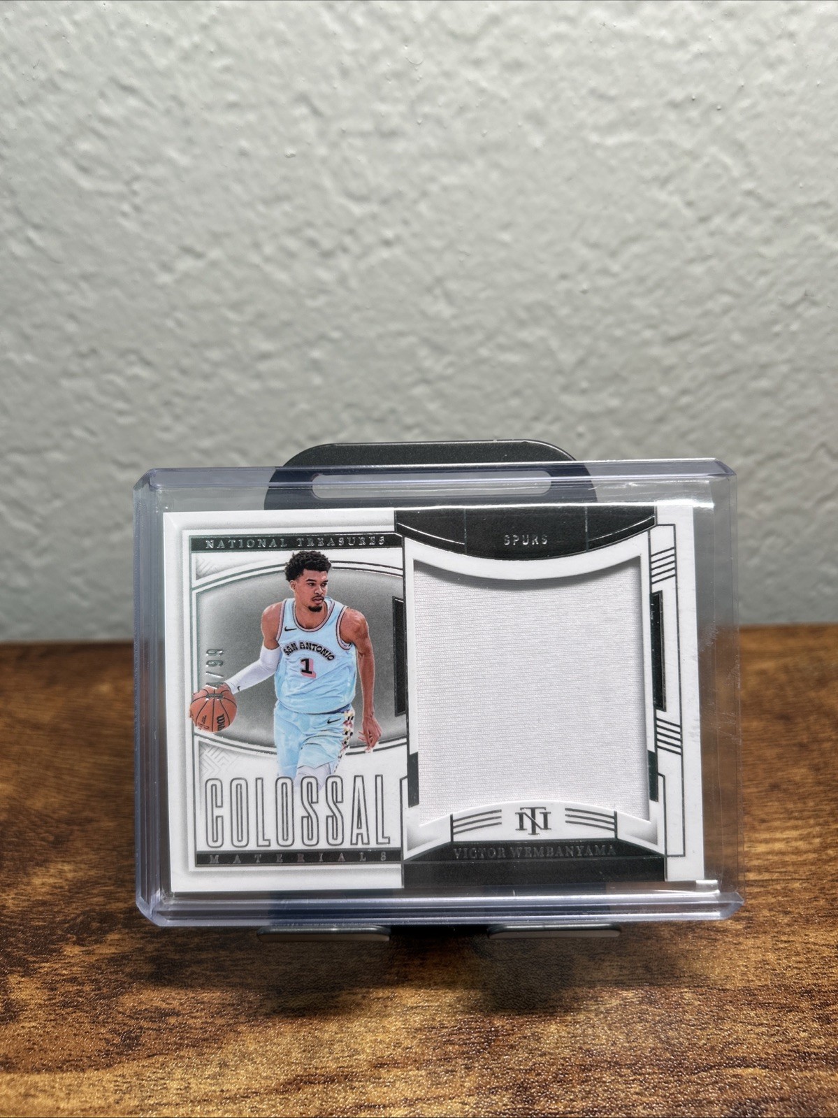 Victor Wembanyama-2024National Treasures-Colossal Materials Patch/99 Second Year view 1