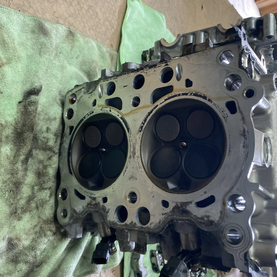 2020 2021 2022 Subaru Legacy Xt 2.4 Right Passager Cylinder Head - Image 3 of 4