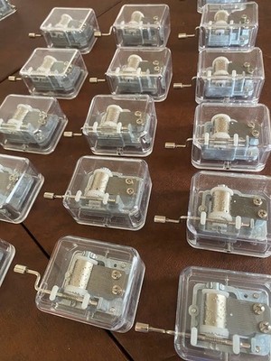 Toysmith Neato! Music Boxes You Choose Well Made Good Quality
