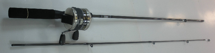 Zebco 33 Spincast Rod and Reel Combo 5 ft 6"" 2 pc Medium Action
