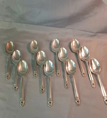 12 International Royal Danish Sterling Oval Soup Spoons 6 3/4 In