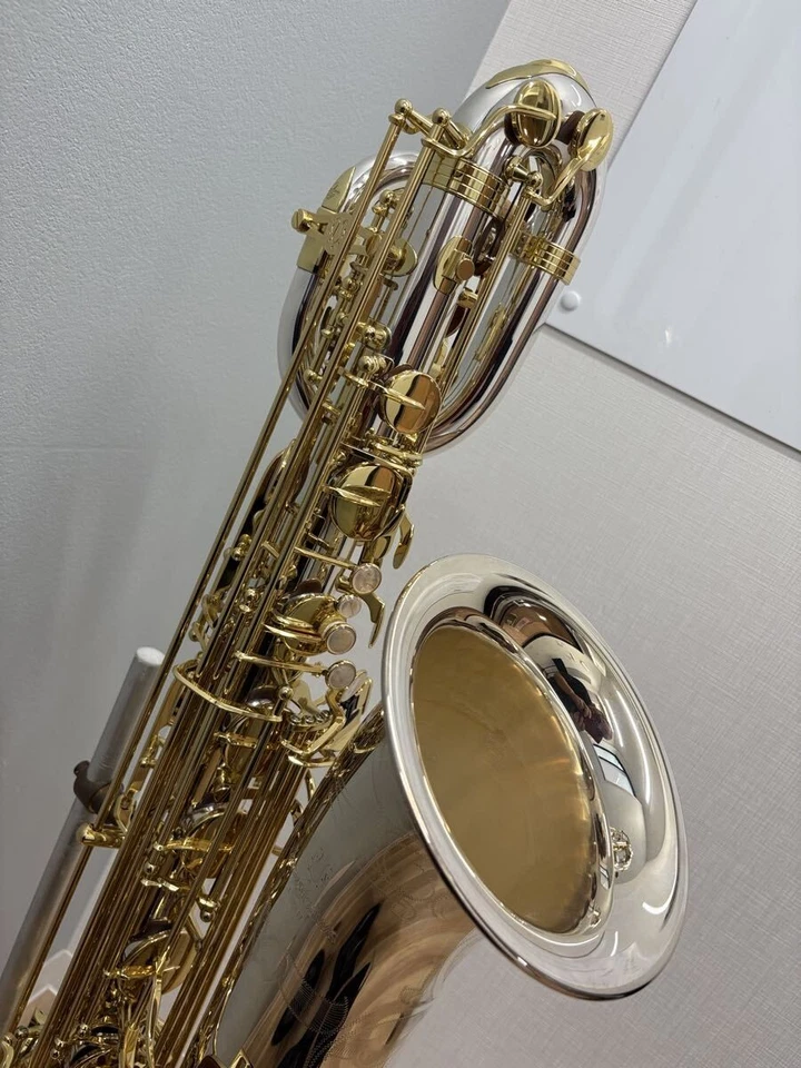 Saxofón barítono YANAGISAWA B-WO30BSB plateado sónico alto F# bajo tecla A Foto 4 de 4