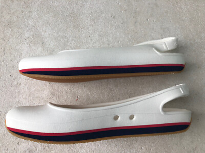 Crocs Retro Slingback Flat Ballerinas ungetragen Gr. W 6 (36-37) weiss rot blau
