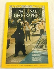 National Geographic May 1972 Yellowstone's Hundredth Birthday Bear
