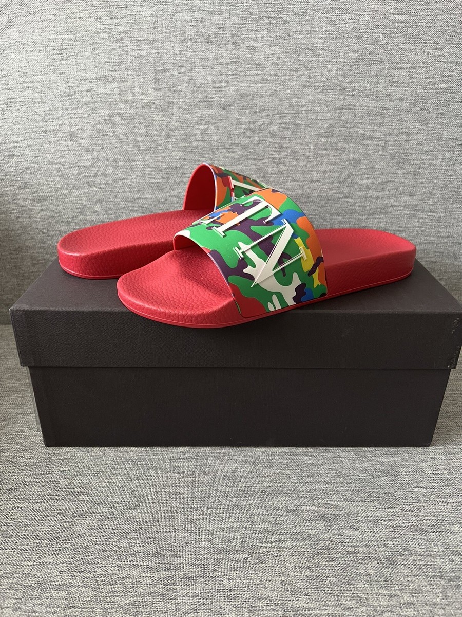Valentino $320 Camo Print Pool Slides Size 41-7.5- 8 US, NIB  display picture 2