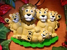 Polar X Lion Couple / Family of 2, 3, 4, 5, 6 Personalizable Christmas Ornament 
