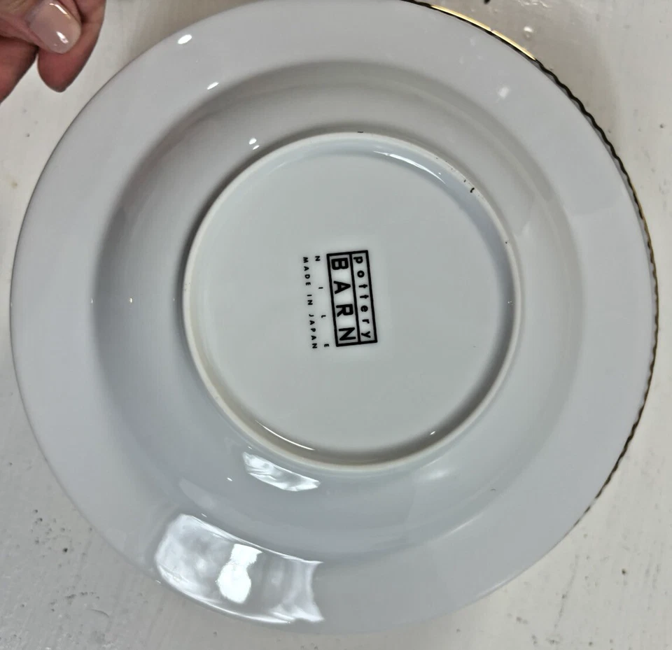 Juego de 4 platos de ensalada de porcelana blanca Pottery Barn NILE 8' oro Trim sunburst Foto 3 de 3