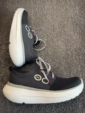 OOFOS OOmy Stride Women’s Size 7 - White Black - Running Shoes Cushioned