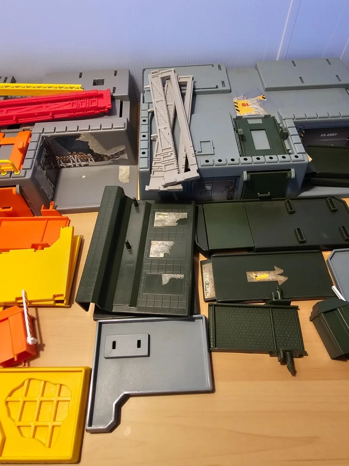 Juegos Maisto vintage años 90 02093 y 02092 incompletos dañados Foto 3 de 4