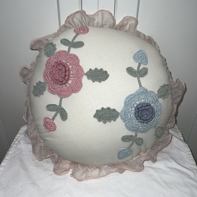 Cabin Craft Pink blue crochet Flower Pillow Case Chenille Bedspread round 