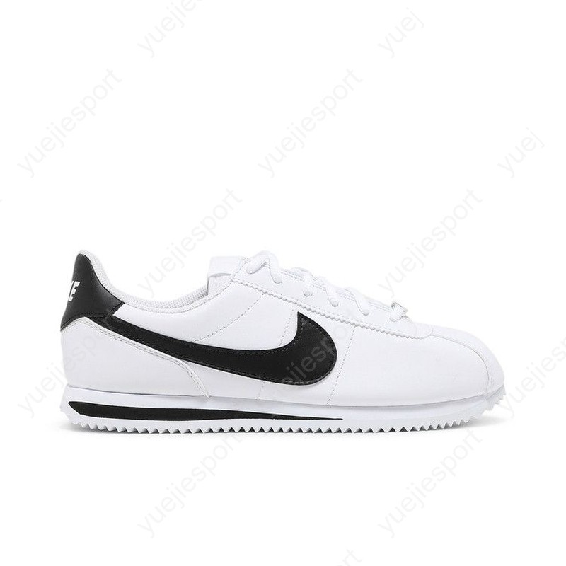 スニーカー Nike Cortez 