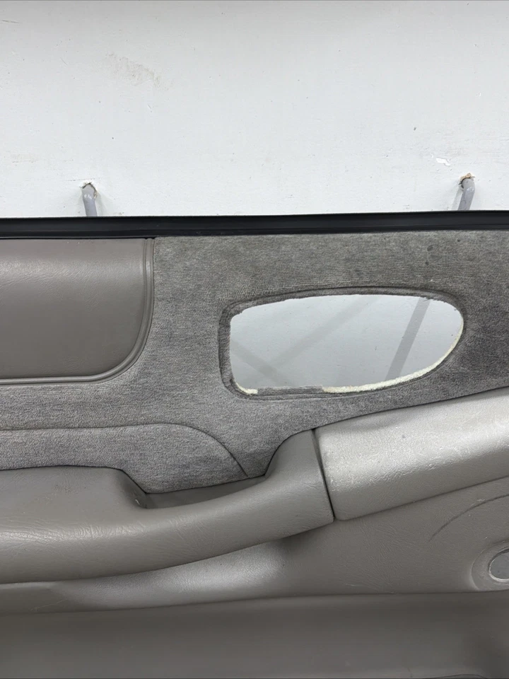 98-04 Chevy Blazer S-10 GMC Sonoma Jimmy Manual Door Panel Set OEM Gray READ - Image 4 of 4