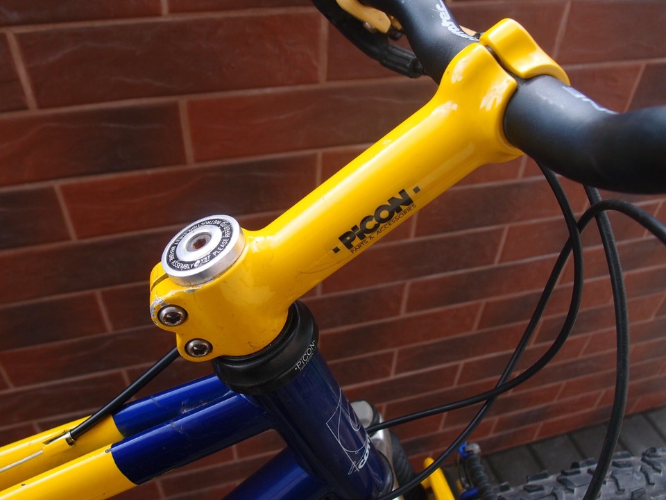 VTT Corratec JimBow 19″ Vintage 1990 – Shimano STX RC, Picon, RST, 24 Vitesses