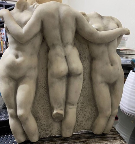 Unique And Rare Lovers Statue Sculpture: Rare Master Piece: Collectors Item - Picture 3 of 5