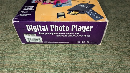 Vintage Lexar media TV Digital Photo Player - Picture 2 of 15