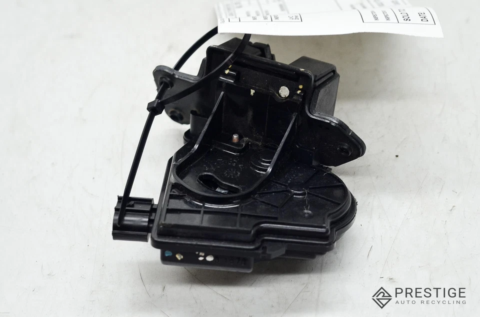 2017 TOYOTA PRIUS LID LATCH OEM - Image 3 of 4