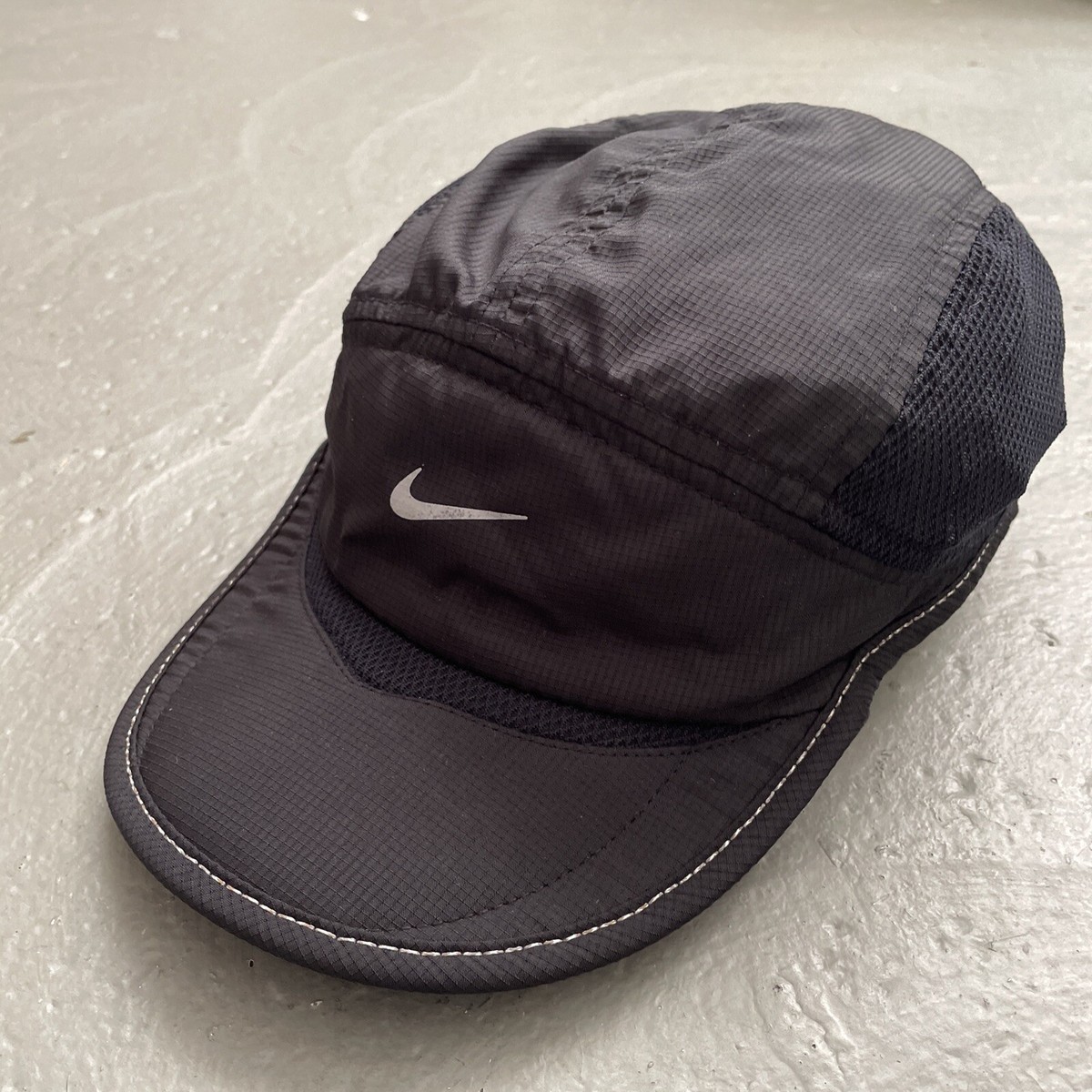 nike run mesh daybreak