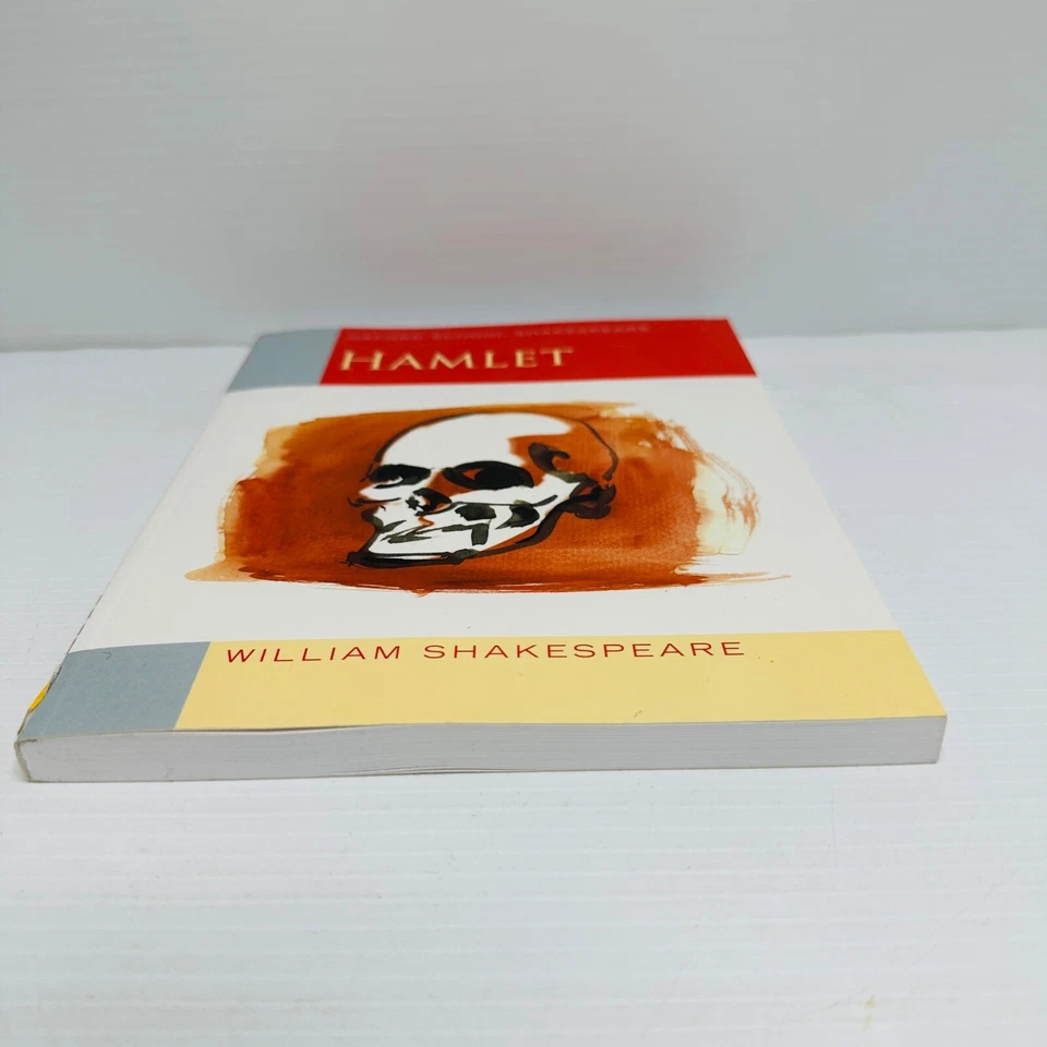 Hamlet By William Shakespeare Paperback Book Oxford School Illustrated Drama - image 3 of 4